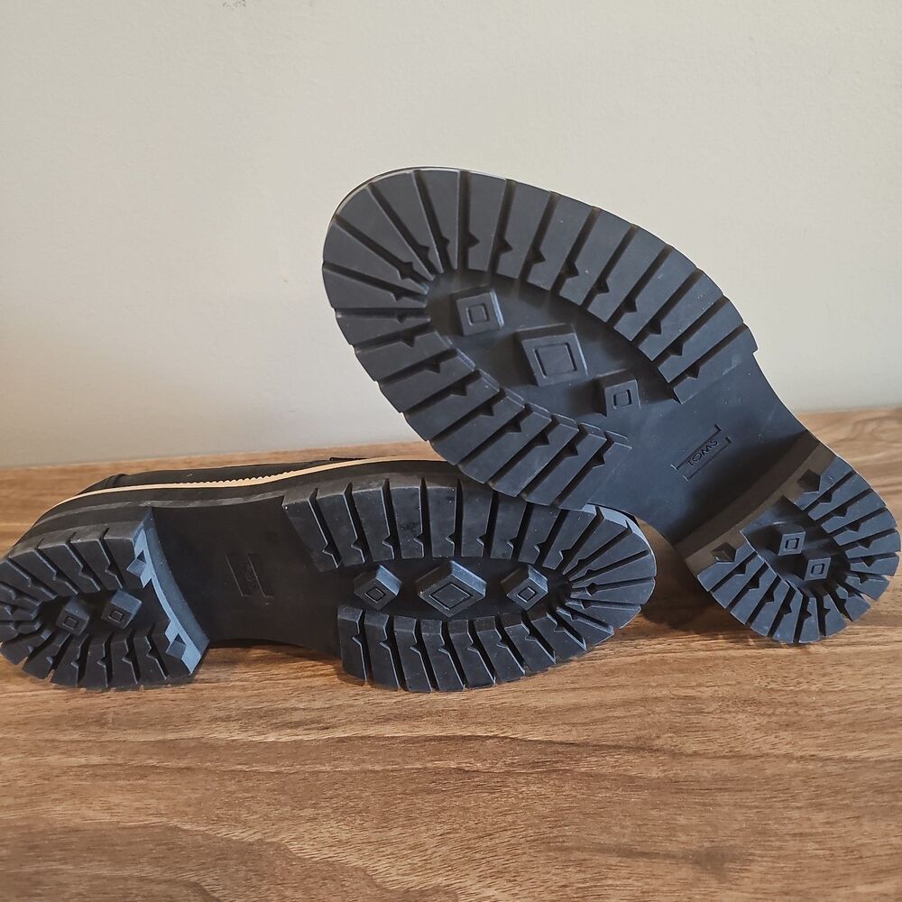 TOMS Wear Good Black Platform Leather Penny Loafers Womans Size 6.5 Like New - Picture 12 of 14